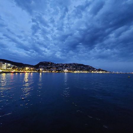 Apartamento En El Mar Roses Dış mekan fotoğraf