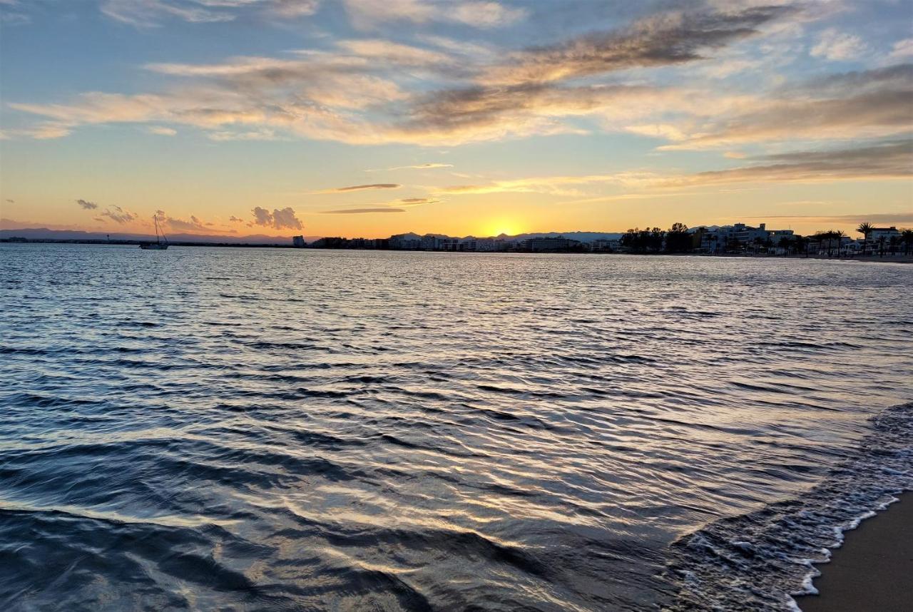 Apartamento En El Mar Roses Dış mekan fotoğraf